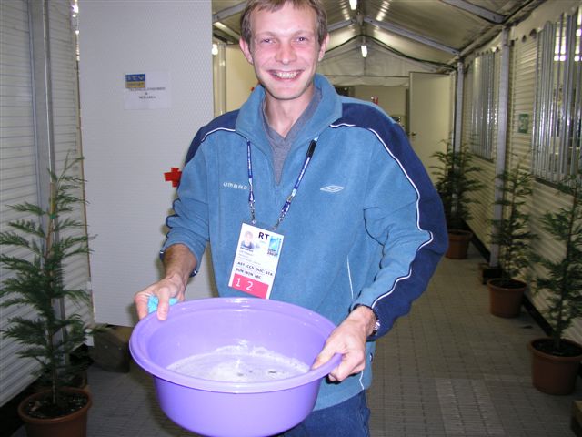 Lee, still washing up