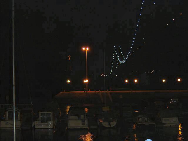 under the "Punto 25 do Abril" 