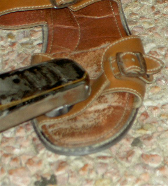 A "Ludlow" to stop the table wobbling 