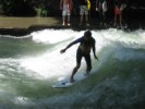 Munchen Schwabinger Bach Surfs Up 4