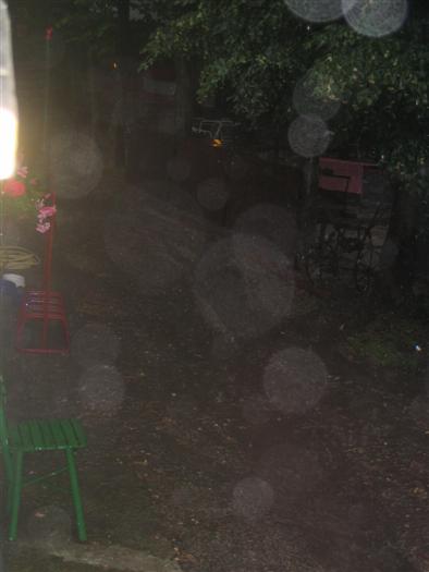 a river runs through the pub we stopped at (Gr&uuml;&szlig; di a Gott Wirt)